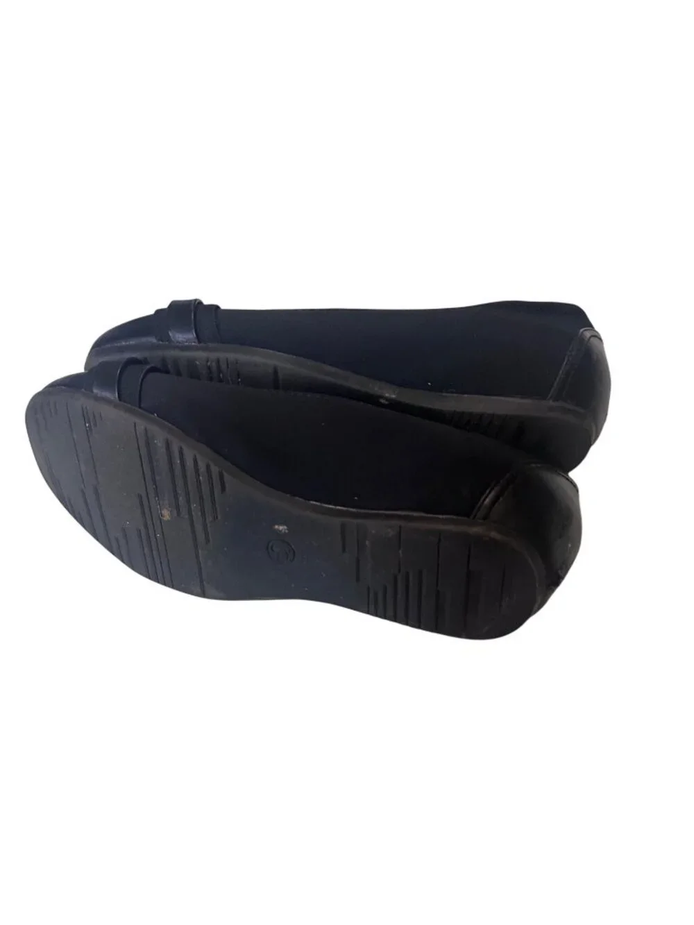Baretraps black flats size 8.5M